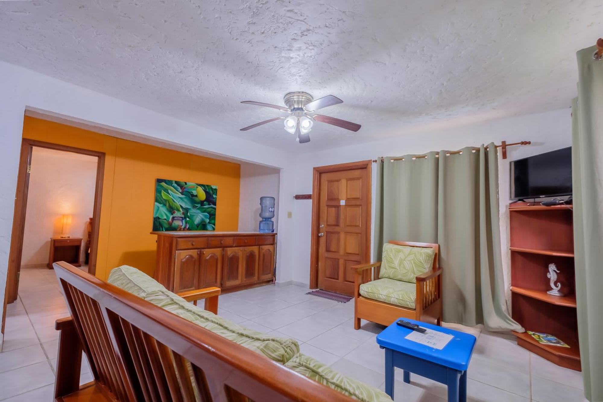 Seven Seas Resort Adults Only Сан Педро Екстериор снимка